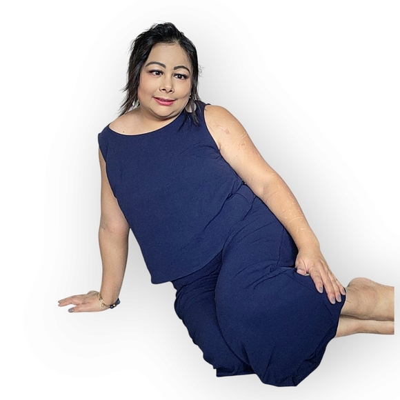 Roylamp Outfit Womens Medium Navy Blue Sleeveless Jumpsuit with Wide-Leg Design - Picture 6 of 14